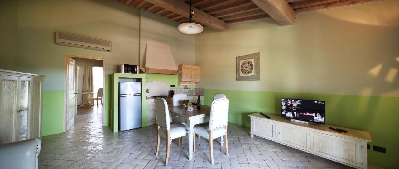 Agriturismo Gualdo Del Re Suvereto Exteriér fotografie