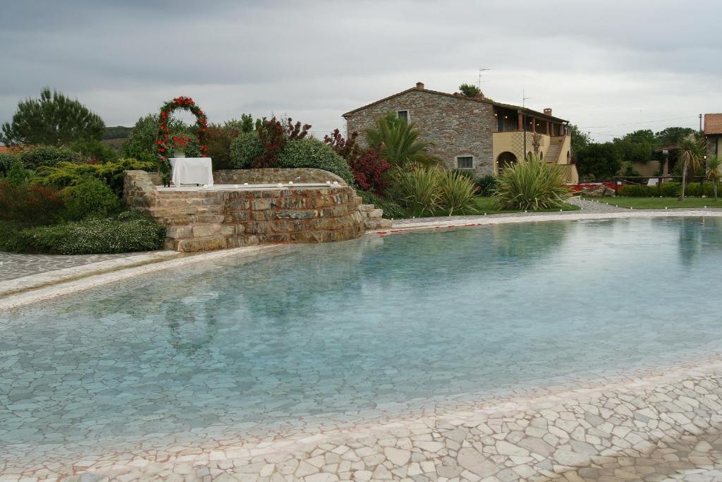 Agriturismo Gualdo Del Re Suvereto Exteriér fotografie